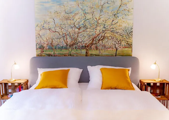 Birds-nest Balkon Kaminofen Apartament *